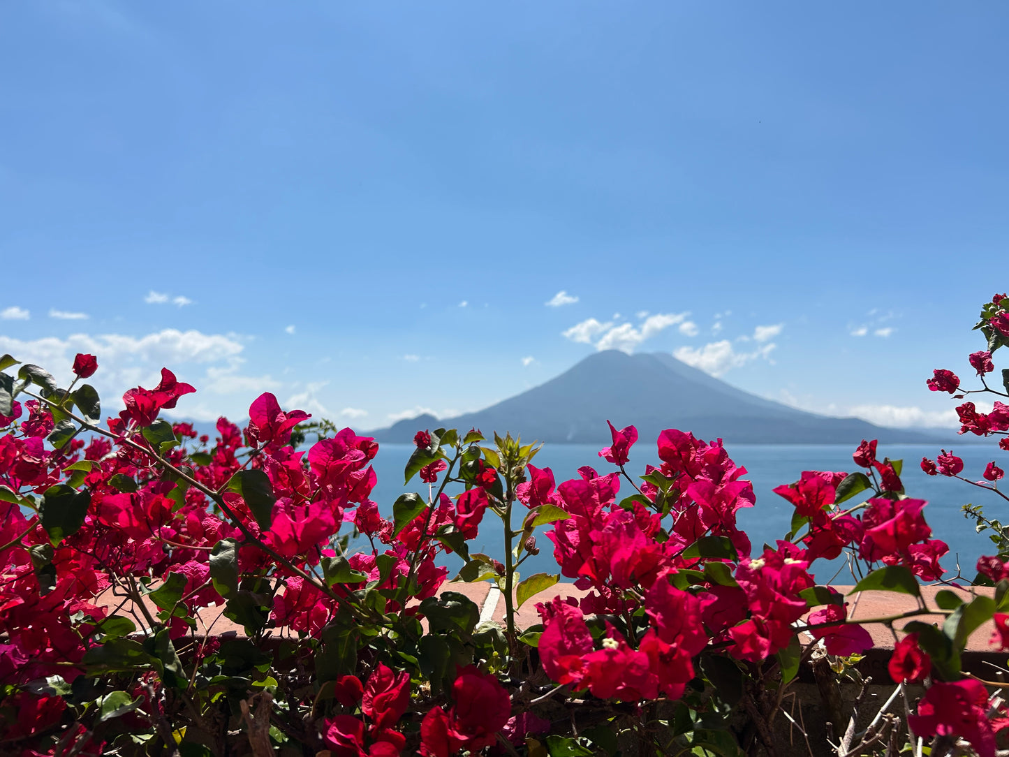 Rendez-vous Doux | Retraite bien-être au Lac Atitlán, Guatemala 🌸